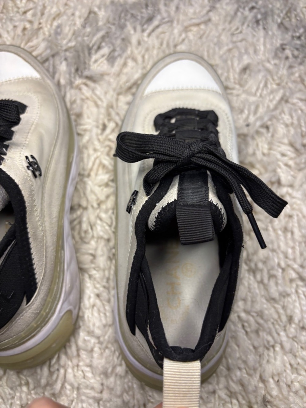 CHANEL Velvet calfskin mixed fibers CC sneakers 37 White grey yellow - Picture 7 of 7